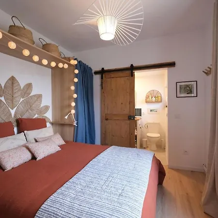 בית נופש Maisonnette Renovee, Parking, Centre Et Gare 700m *
